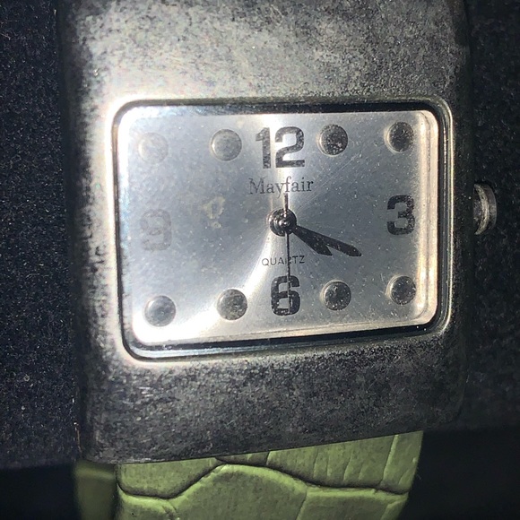 Watch - Picture 2 of 2